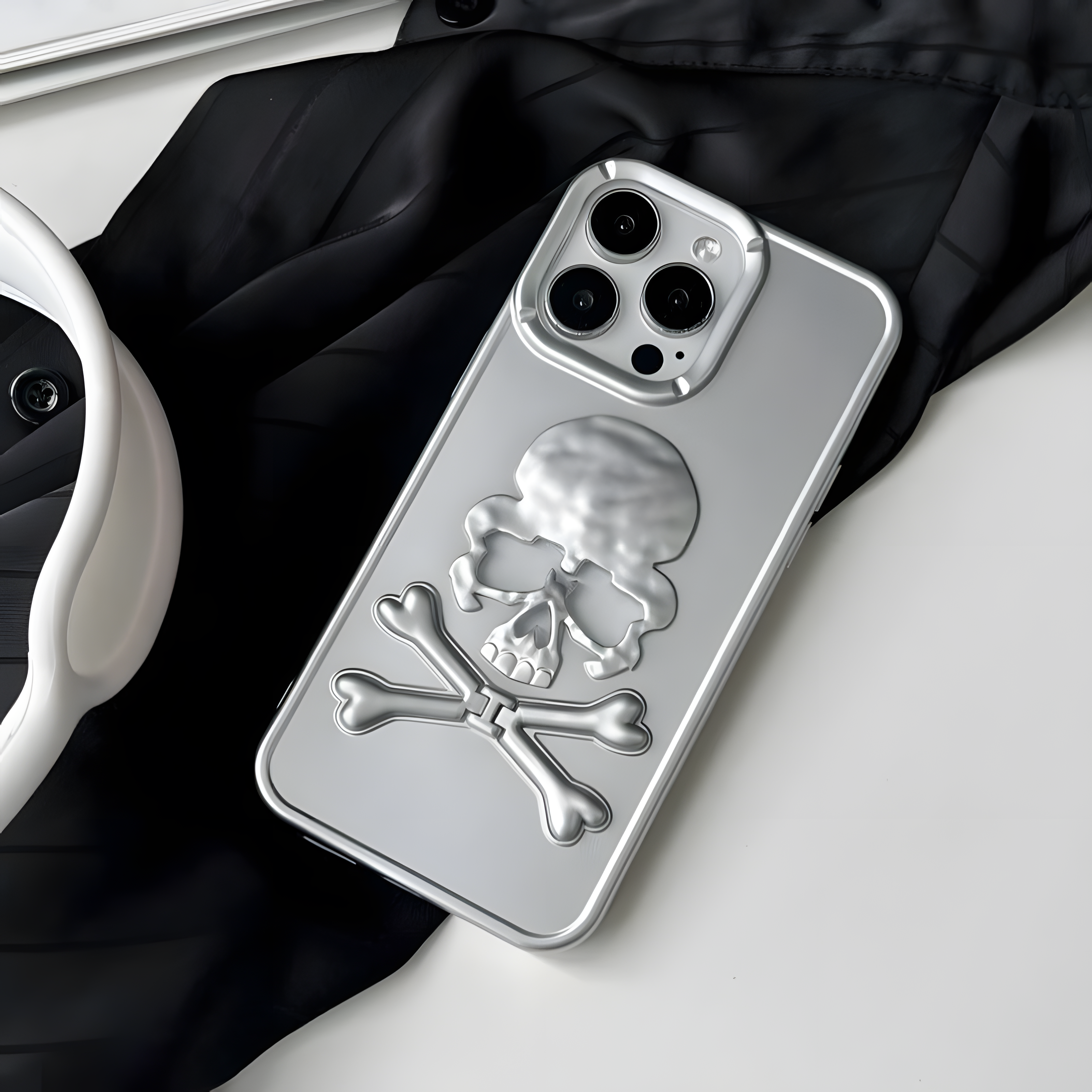 Luxury Skull Case Compatible with iPhone 15 series
