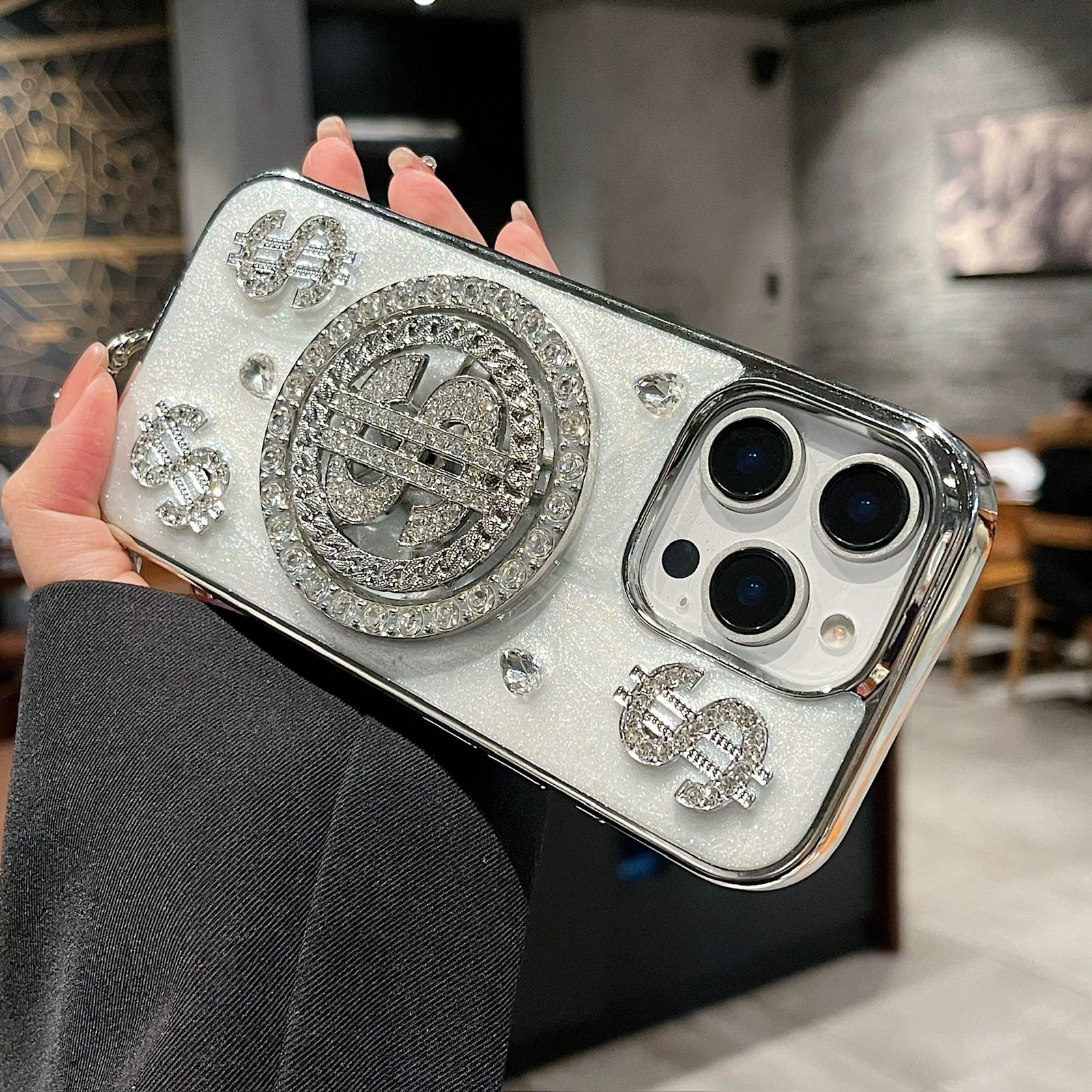 Elegant Protective Cover for Dollar Spinners